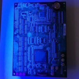 Ein guter Preis. 380nm-385nm UV-LED-Modul 60*50mm UVc-LED-Modul 25000MW/Cm2 Online